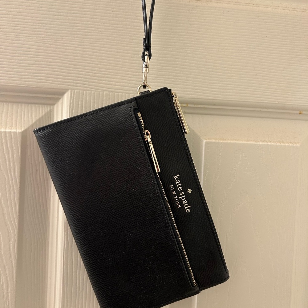 Kate Spade Black Zip Wristlet
